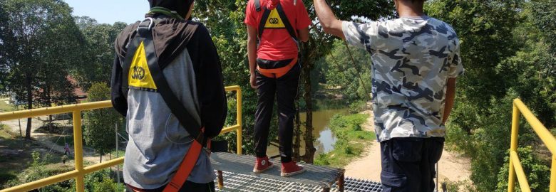 Flying Fox & Abseiling Lagoona Resort, Pahang