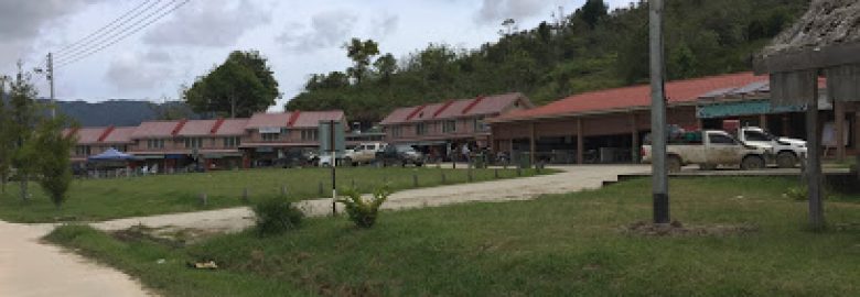 Trailhead to Bukit Korea, Sarawak