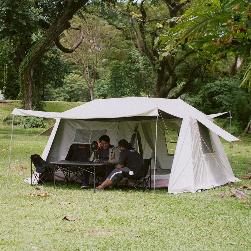 [Limited Time Offer] Fam Squad Combo - A, PTT Outdoor, 8P cabin tent 37,